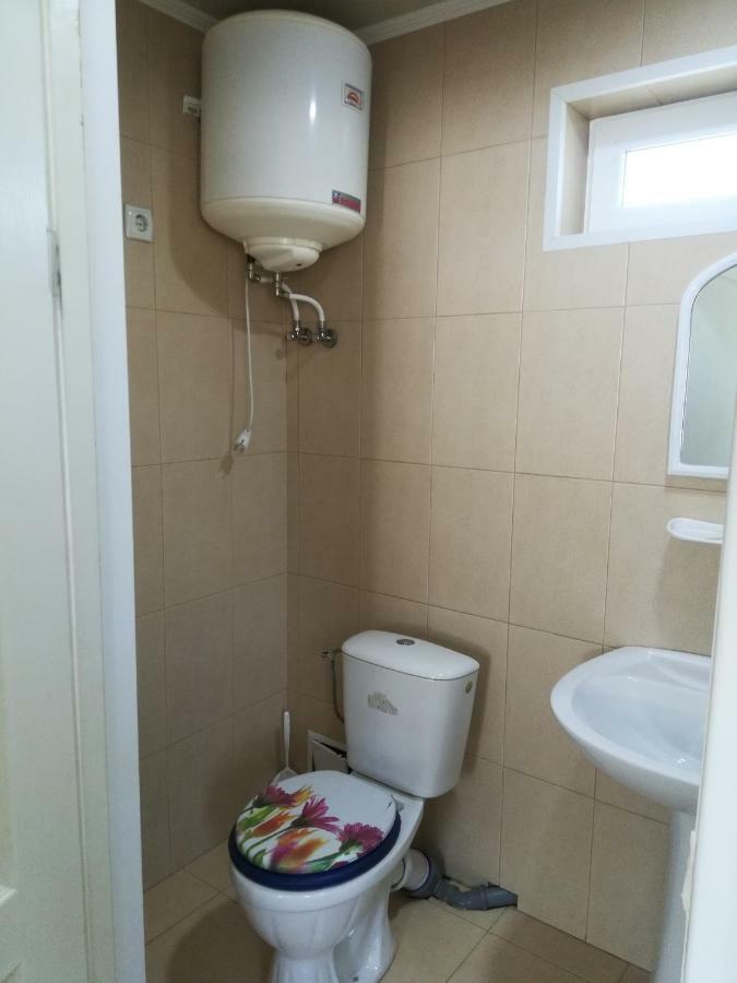 Apartments Kamanina Street Odessa Buitenkant foto
